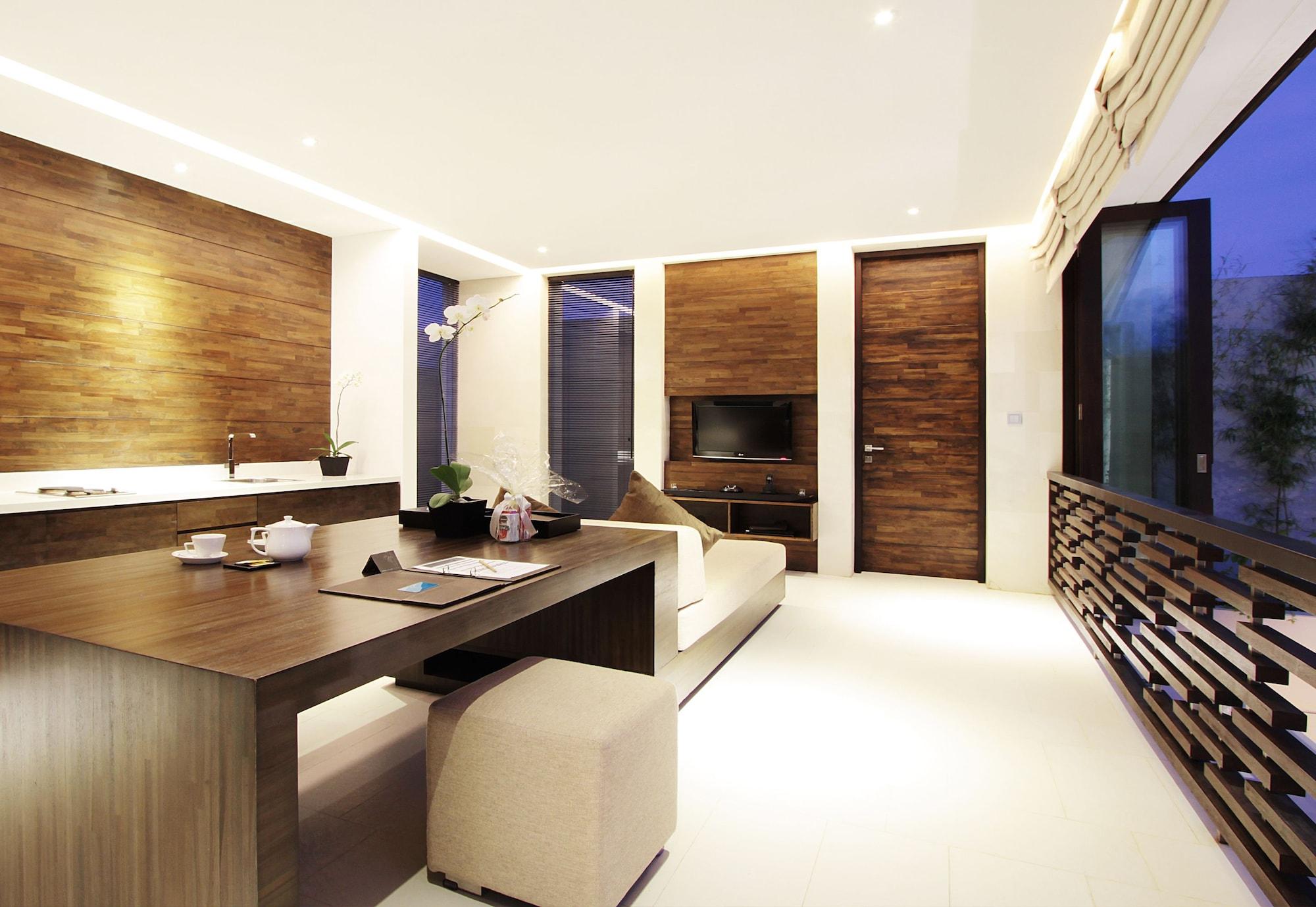 Equilibria Seminyak Villa Luaran gambar