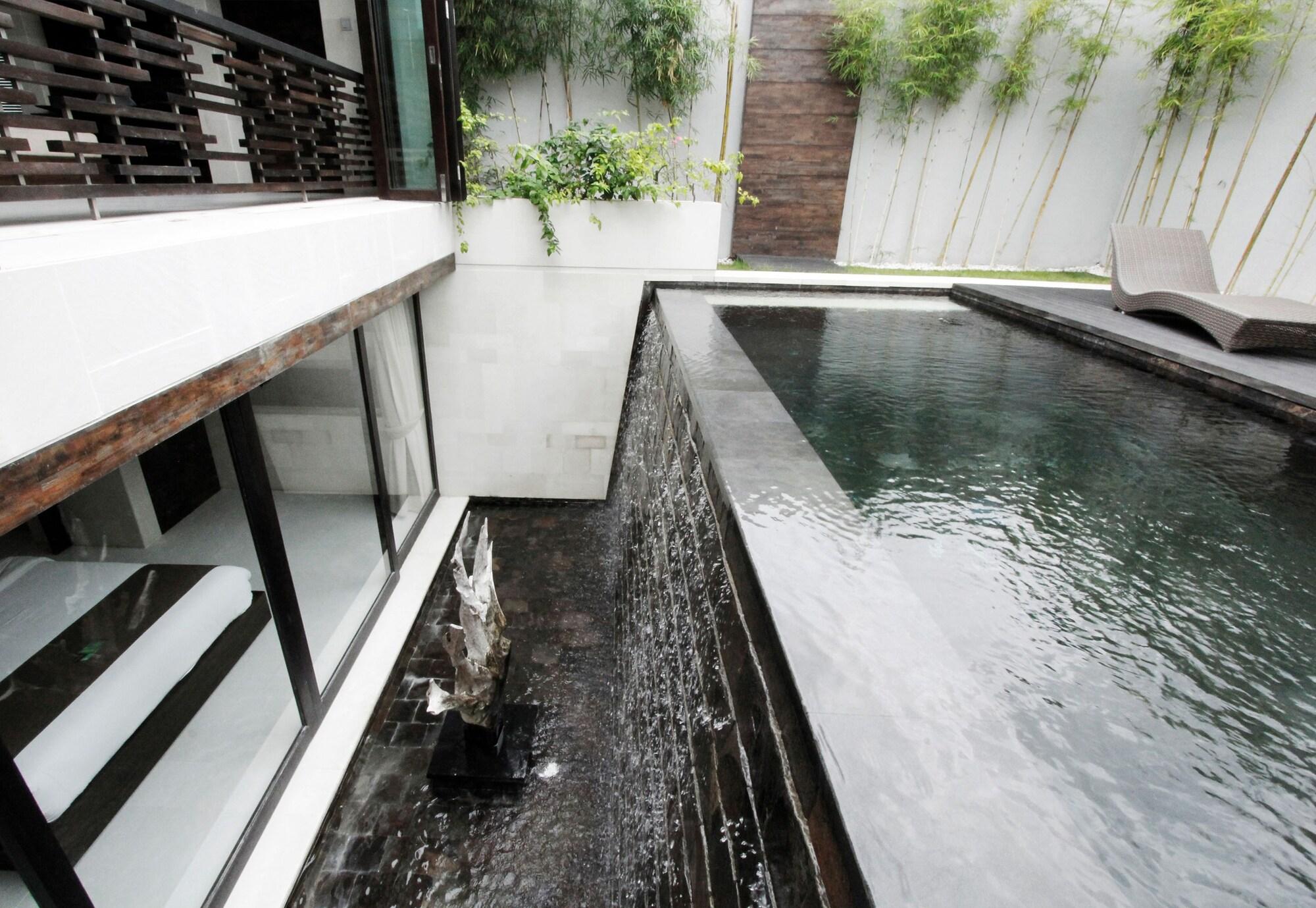 Equilibria Seminyak Villa Luaran gambar